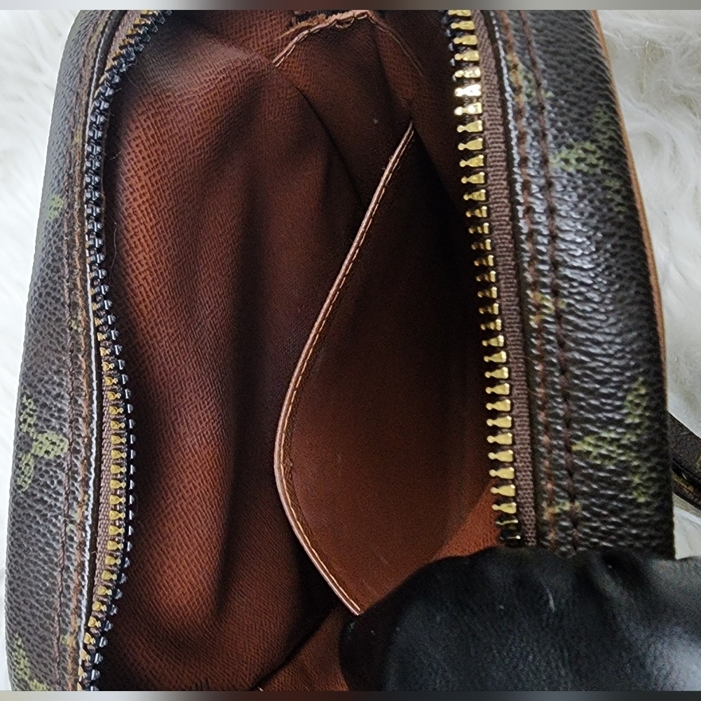 Louis Vuitton Brown Monogram Crossbody Bag - Picture 10 of 12